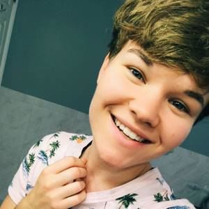 Meet your Posher, Heidi